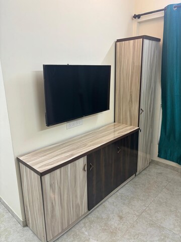 Bedroom in 1 BHK Apartment at Lodha Amara, Kolshet Road – for Rent