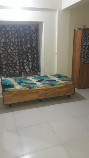 Room in  Pg at Model Colony – for Rent