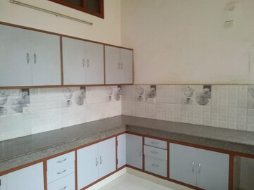Kitchen in 3 BHK Independent House at Sector 40 – for Rent