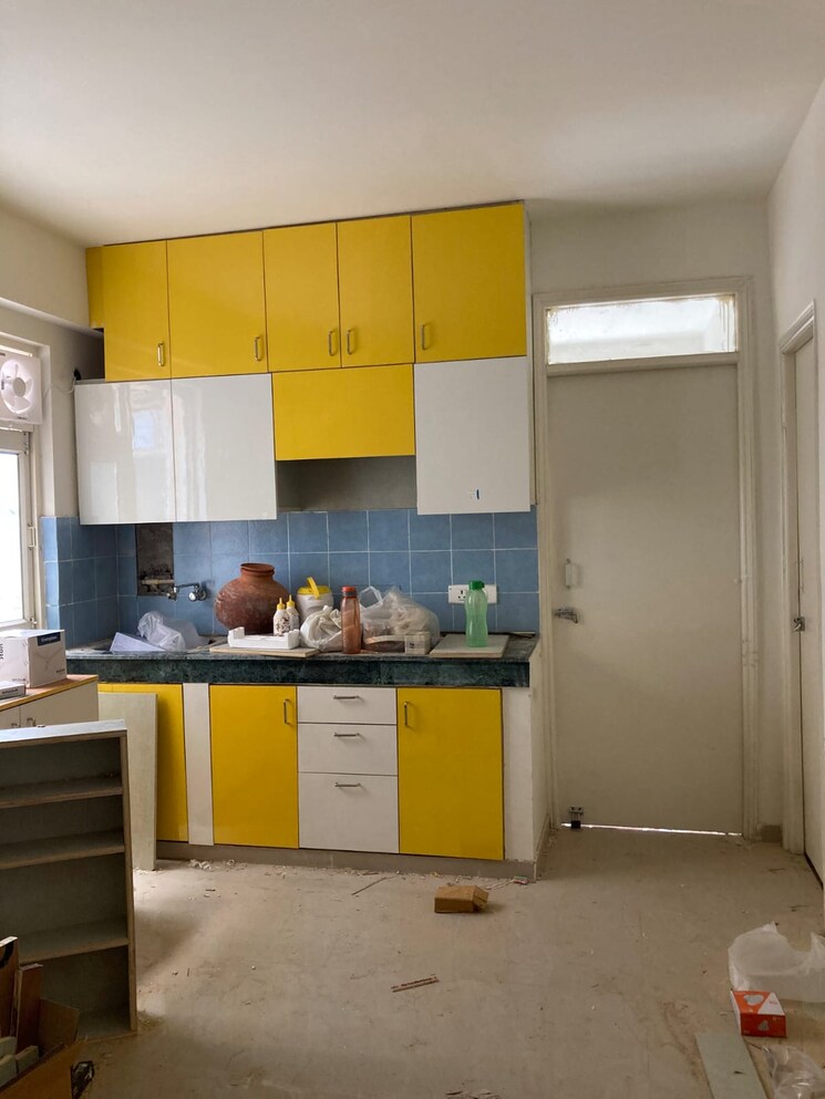 Kitchen, rof-aalayas 1 Bedroom 302 Sq.Ft. Apartment In Sector 102 Gurgaon 8779865