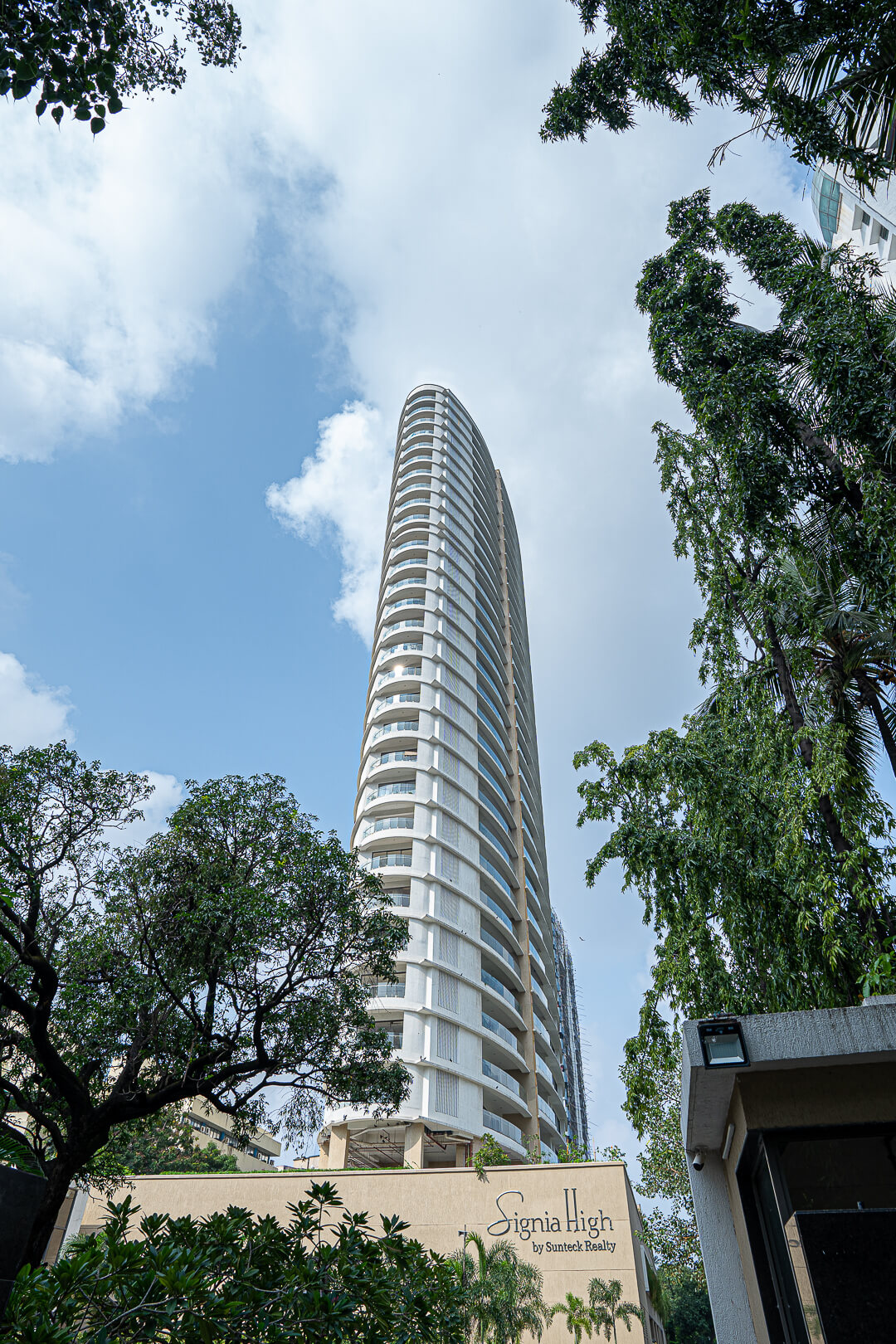 4 BHK + Pooja Room 3251 Sq.Ft. Apartment in Sunteck Signia High