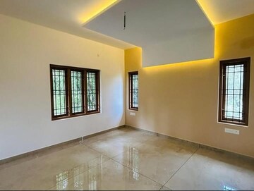 Room in 2.5 BHK Builder Floor at Sector 35 – for Sale