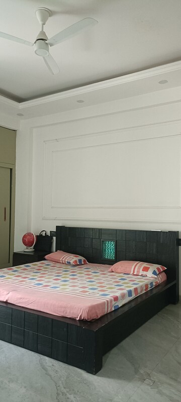 Bedroom in 3 BHK Independent House at Sector 41 – for Rent