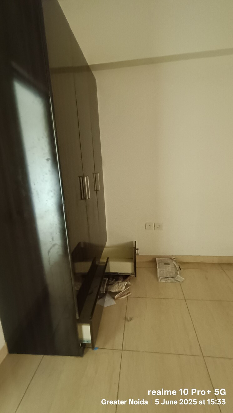 Bathroom, gaur-saundaryam 3 Bedroom 1740 Sq.Ft. Apartment In Tech Zone 4 Greater Noida Greater Noida 8779976