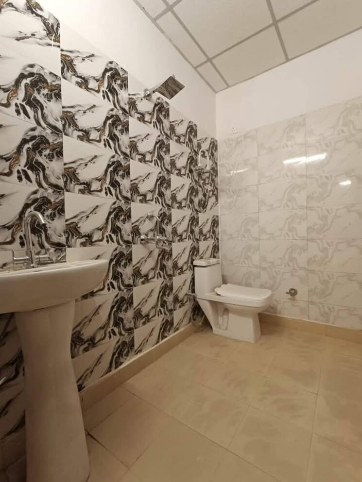 Balcony, freedom fighters enclave 1 Bedroom 700 Sq.Ft. Independent House In Freedom Fighters Enclave Delhi 8779926