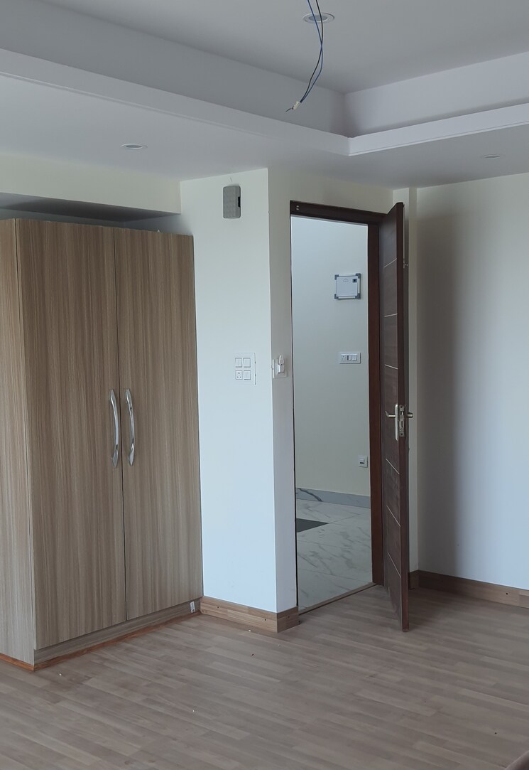 Room, naldehra 6+ Bedroom 5000 Sq.Ft. Villa In Naldehra Shimla 8779939