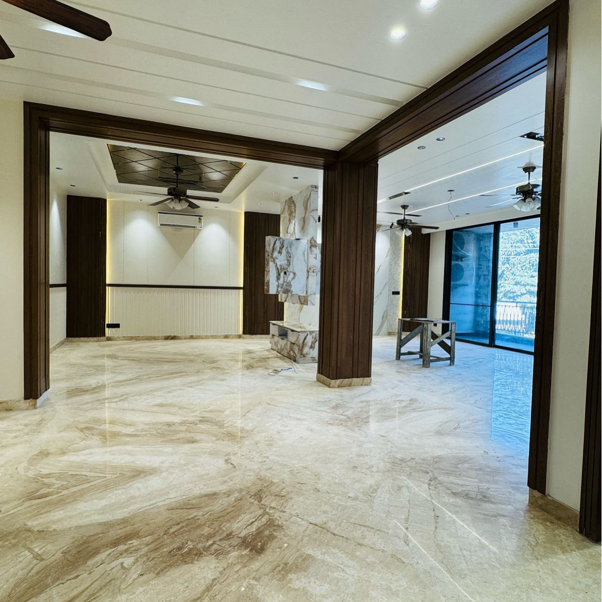 4 BHK + Pooja Room,Servant Room,Study Room Builder Floor For Sale in SS Mayfield Gardens