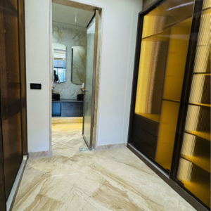 Bathroom in 4 BHK Builder Floor at SS Mayfield Gardens, Mayfield Garden – for Sale