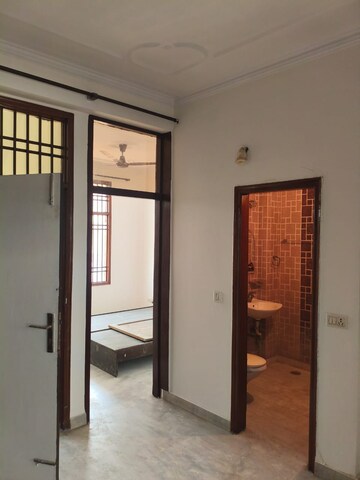 Room in 2 BHK Builder Floor at Sector 23a – for Rent