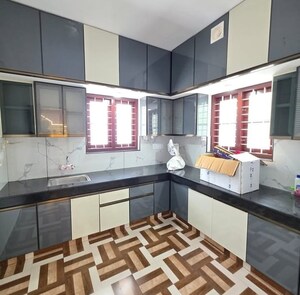 Kitchen in 2.5 BHK Builder Floor at Sector 30 – for Sale