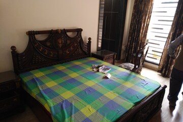 Bedroom in 2 BHK Builder Floor at Tagore Garden – for Rent