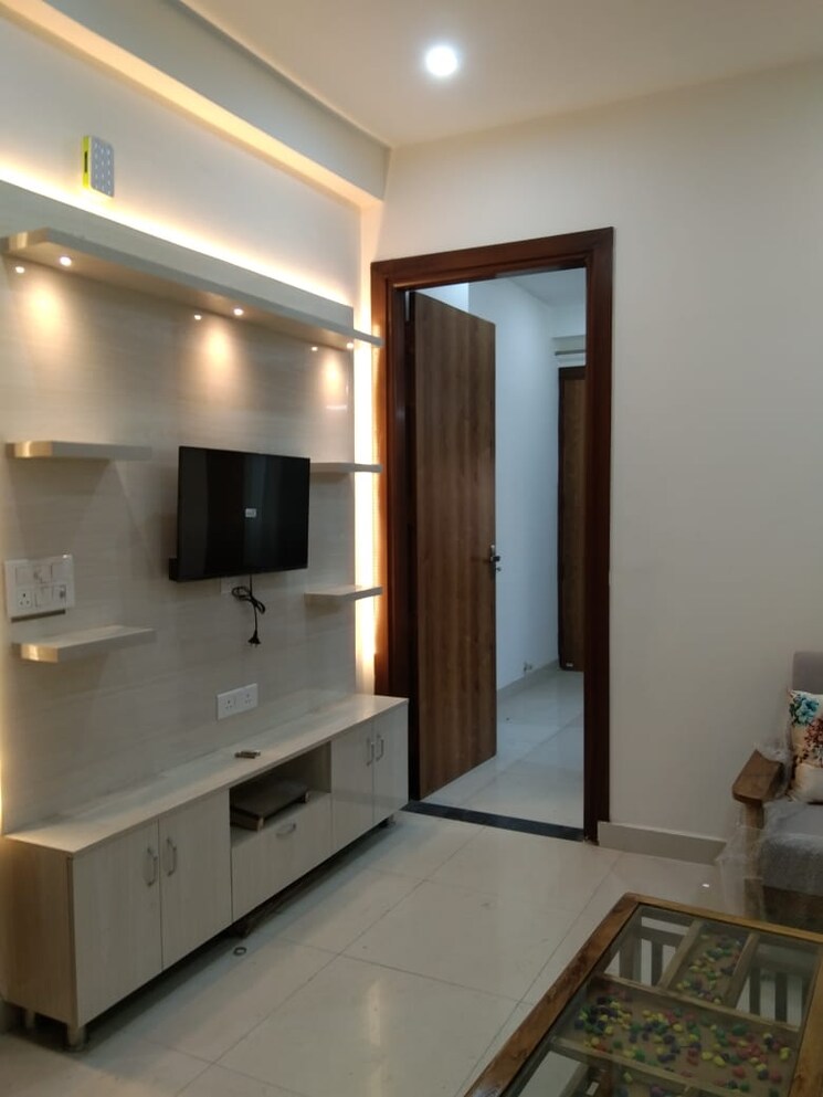 Kitchen, dlf-galleria-market 2 Bedroom 1200 Sq.Ft. Apartment In Sector 28 Gurgaon 8780041