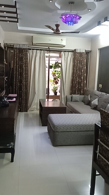 2 BHK Apartment For Sale in Satellite Garden, Goregaon East