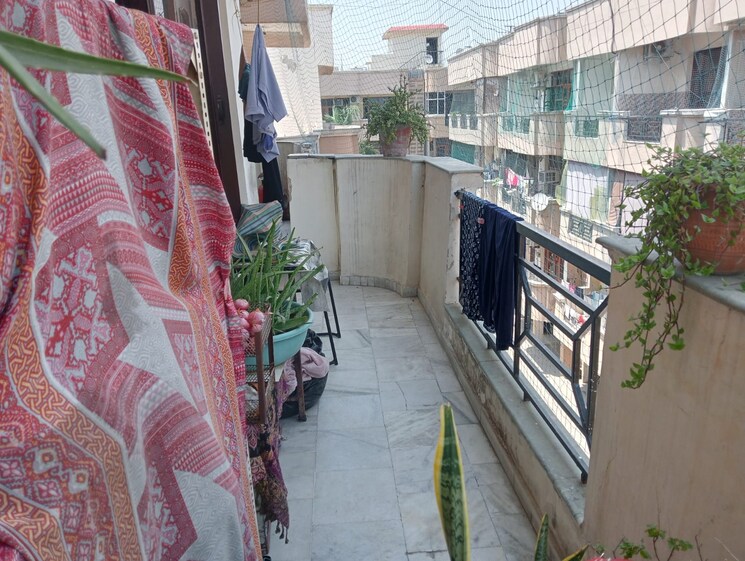 Balcony, sector 51 3 Bedroom 1800 Sq.Ft. Apartment In Sector 51 Chandigarh 8780057