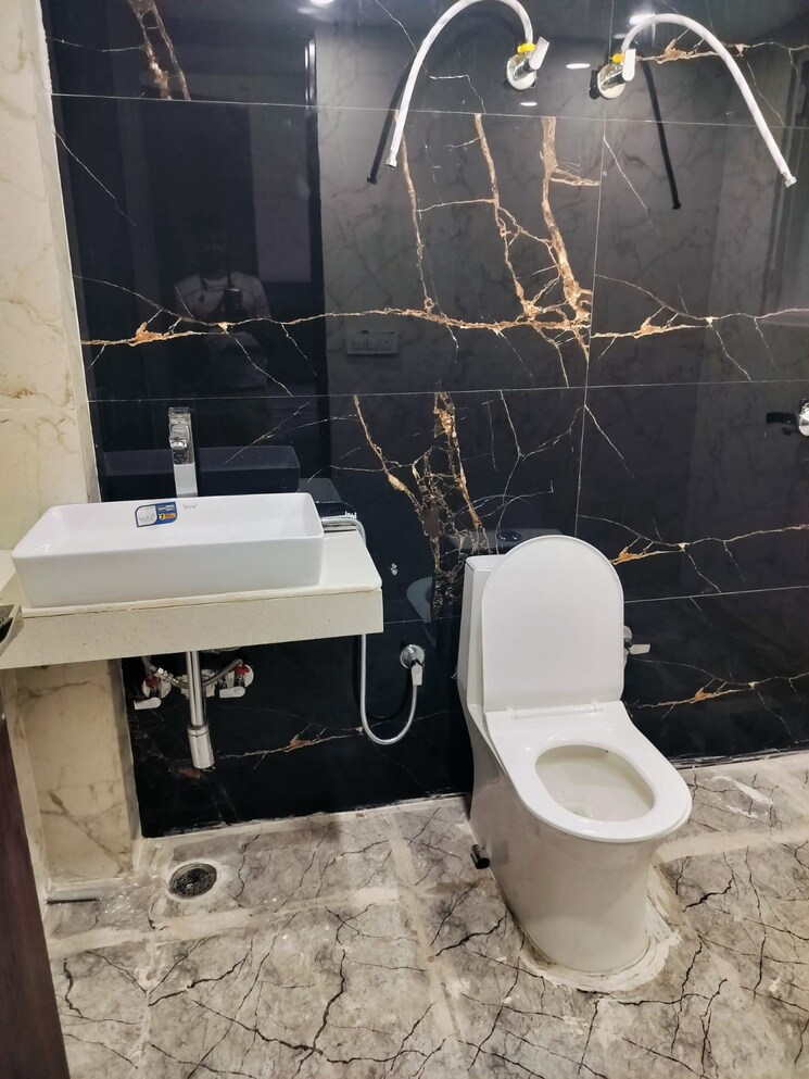 Master Bedroom, dlf-galleria-market 2 Bedroom 1200 Sq.Ft. Builder Floor In Sector 28 Gurgaon 8780127