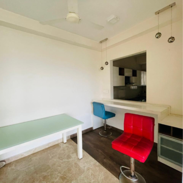 Team Area in 2 BHK Apartment at Lodha Luxuria Priva, Majiwada – for Rent