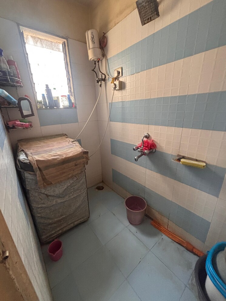 Bathroom, new-brahmand-phase-7-chs 1 Bedroom 610 Sq.Ft. Apartment In Brahmand Thane 8780092