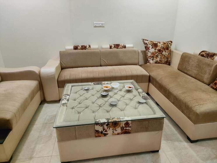 Living Room, ghazipur 3 Bedroom 140 Sq.Yd. Apartment In Ghazipur Zirakpur 8780101