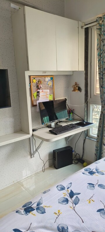 Master Bedroom in 2 BHK Apartment at Aashna Samadhan, Goregaon West – for Rent