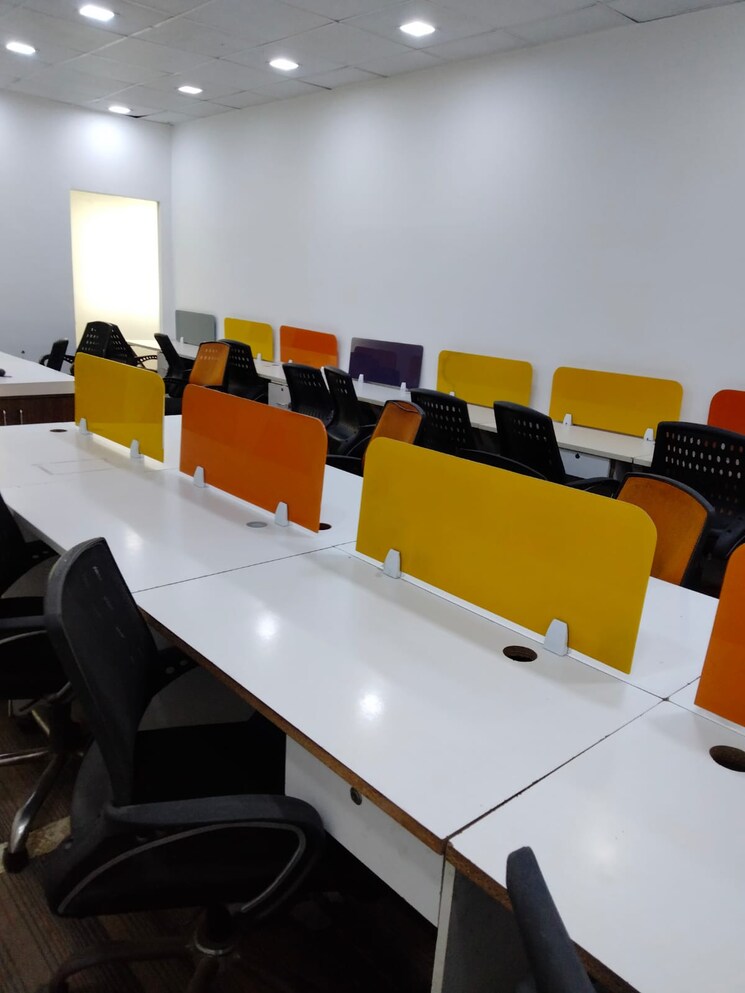 Team Area, sector 2 Commercial Office Space 1200 Sq.Ft. In Sector 2 Noida 8780086