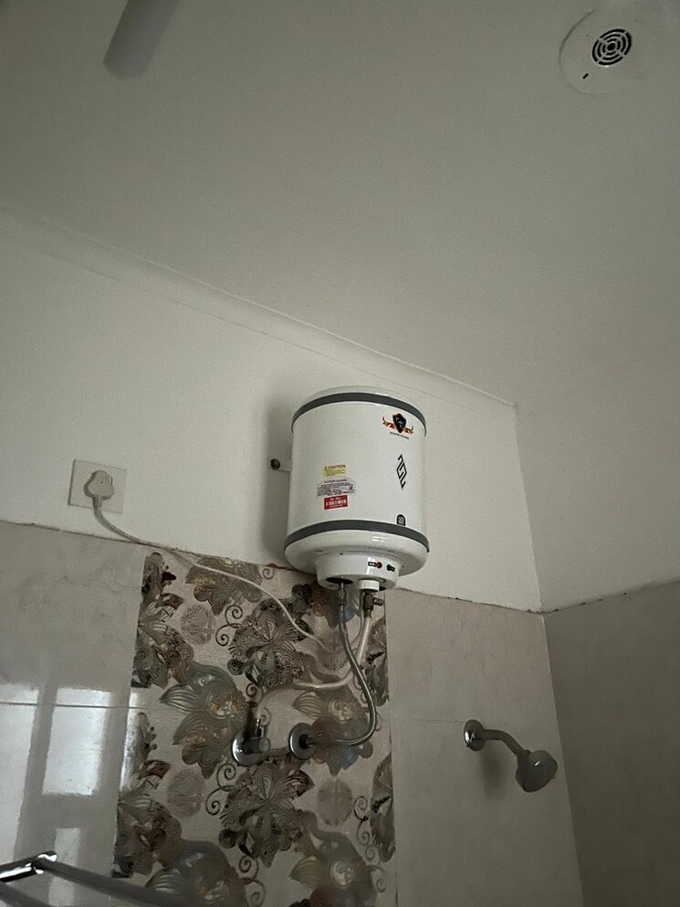 undefined, dhakoli 3 Bedroom 1000 Sq.Ft. Builder Floor In Dhakoli Zirakpur 8780108