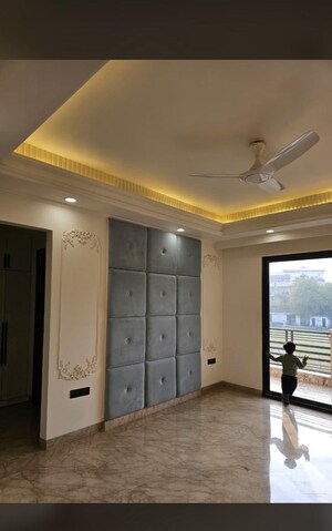 Living Room in 4 BHK Builder Floor at Emaar Emerald Floors Select, Sector 65 – for Sale