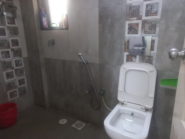 Bathroom, hubtown-greenwoods-f-wing 2 Bedroom 650 Sq.Ft. Apartment In Vartak Nagar Thane 8780148