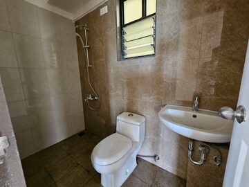 Bathroom in 3 BHK Apartment at Magarpatta Riverview City, Loni Kalbhor – for Rent