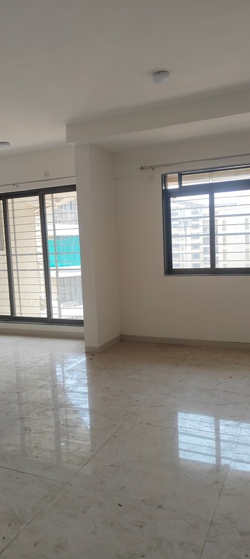 Room in 4 BHK Apartment at Acme Ozone, Manpada – for Rent