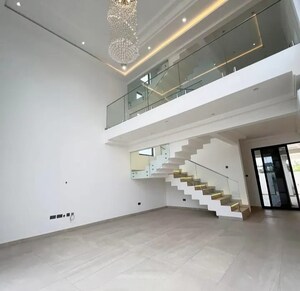 Staircase in 3 BHK Builder Floor at Sector 35 – for Sale