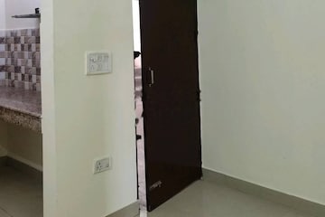 Furnished Amenities in 3 BHK Apartment at Srishti Solitaire, Bhandup West – for Sale