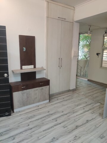Room in 3 BHK Builder Floor at Ansal API Esencia, Sector 67 – for Rent
