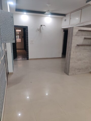 Room in 3 BHK Builder Floor at Ansal API Esencia, Sector 67 – for Rent