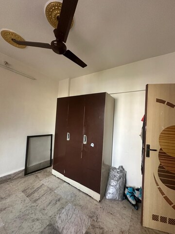 Furnished Amenities in 3 BHK Apartment at Goregaon West View CHS, Goregaon West – for Rent