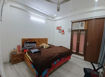 Bedroom in 2 BHK Builder Floor at Spaze Edge Tower, Sector 47 – for Rent