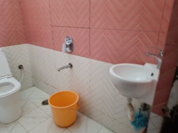 Bathroom in 3 BHK Apartment at Sri Sai Homes kondapur, Kondapur – for Rent
