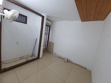 Room in 3 BHK Apartment at Crossandra Alekhya Homes, Kothaguda – for Rent