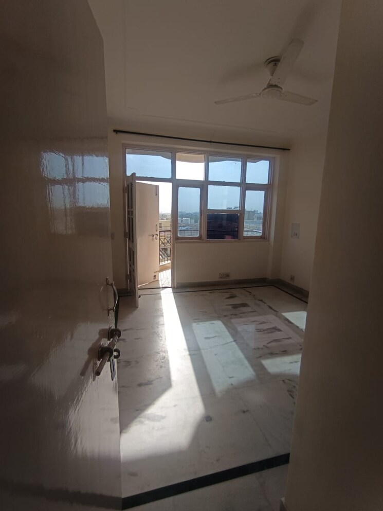 Room, technocrat-cgh-society 3 Bedroom 1700 Sq.Ft. Builder Floor In Sector 56 Gurgaon 8780270