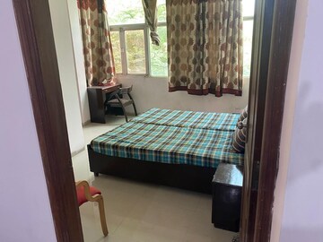 Bedroom in 3 BHK Builder Floor at Sector 55 – for Rent