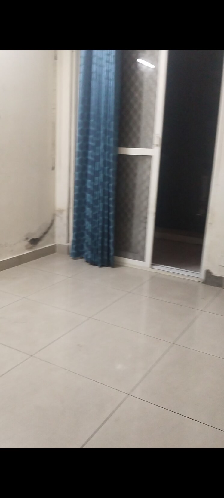 undefined, la-residentia 2.5 Bedroom 1010 Sq.Ft. Apartment In Tech Zone 4 Greater Noida Greater Noida 8780307