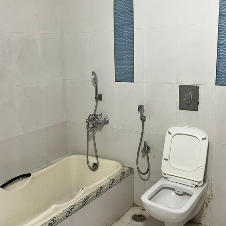 Bathroom, jubilee hills 5 Bedroom 5000 Sq.Ft. Independent House In Jubilee Hills Hyderabad 8780340