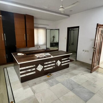 Bedroom in 5 BHK Independent House at Jubilee Hills – for Rent