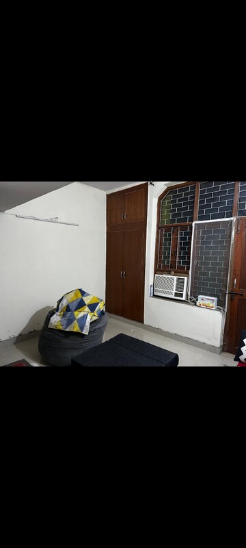1 BHK Builder Floor For Rent in Jangpura