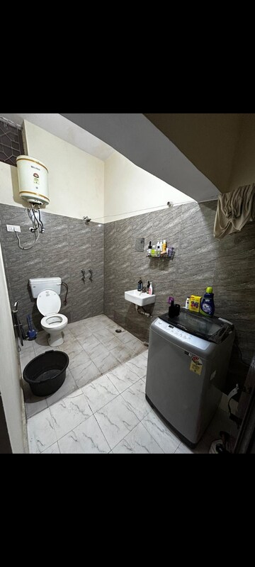 Master Bedroom in 1 BHK Builder Floor at Jangpura – for Rent