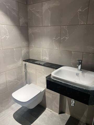 Bathroom in 4 BHK Apartment at Rustomjee Crown, Prabhadevi – for Rent