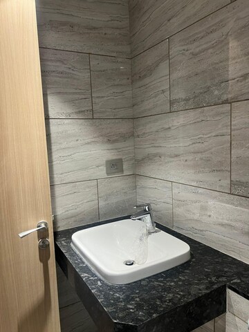 Bathroom in 4 BHK Apartment at Rustomjee Crown, Prabhadevi – for Rent
