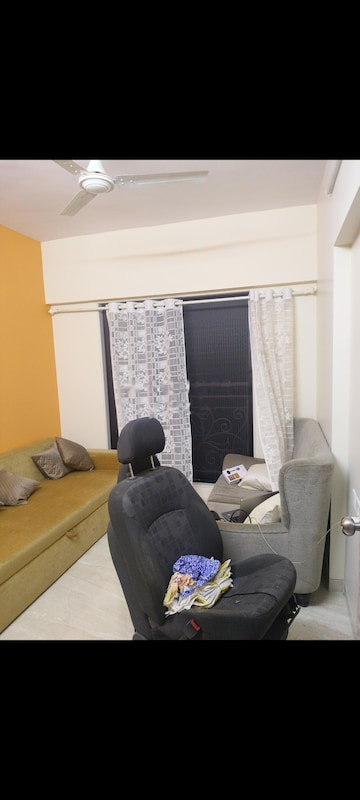 Bedroom in 2 BHK Apartment at Hubtown Hillcrest, Andheri East – for Sale