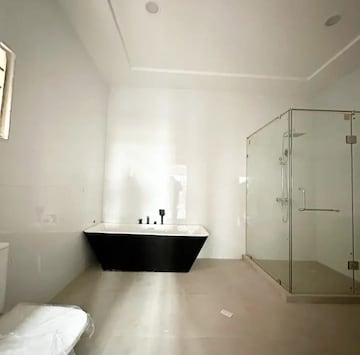 Kitchen in 3 BHK Builder Floor at Sector 29 – for Sale