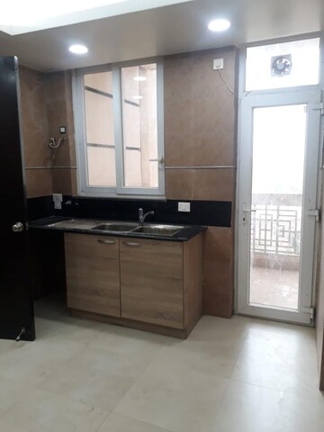 Kitchen in 4 BHK Apartment at Indiabulls Enigma, Sector 110 – for Rent