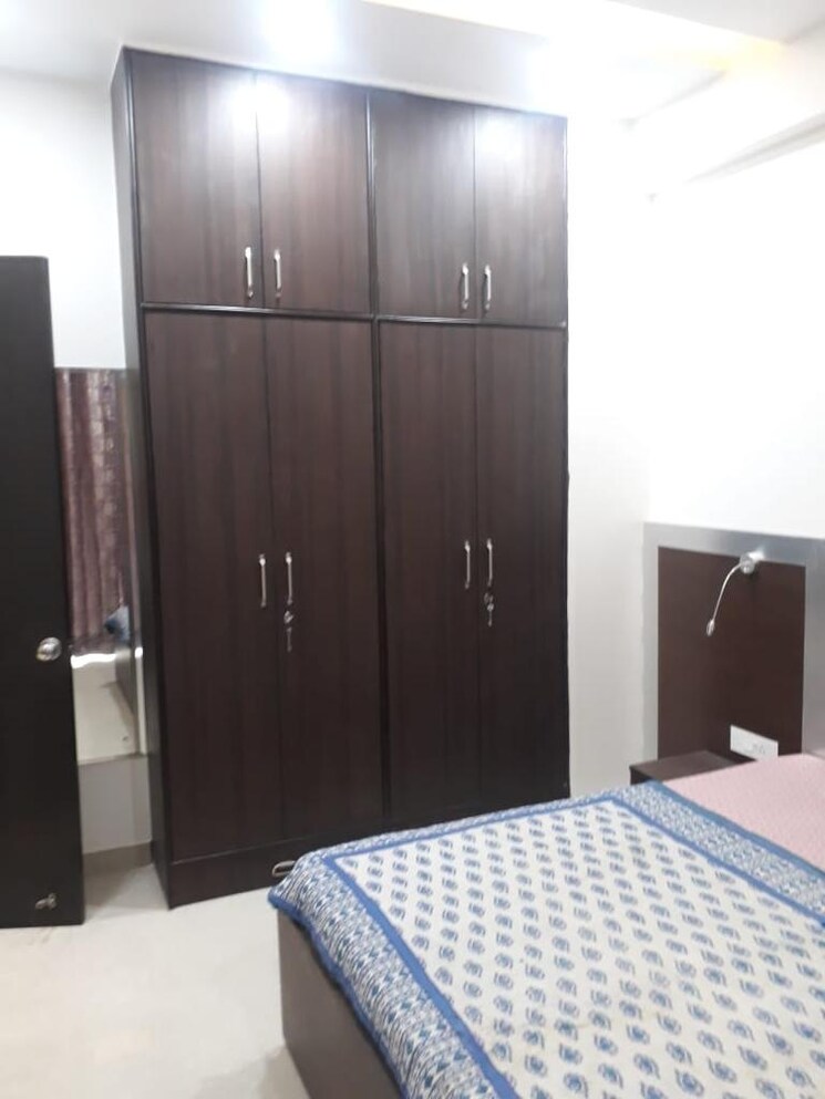 Bedroom, indiabulls-enigma 4 Bedroom 3400 Sq.Ft. Apartment In Sector 110 Gurgaon 8780415